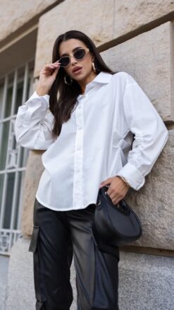 Women’s Oversize Shirt with Gathered Sleeves